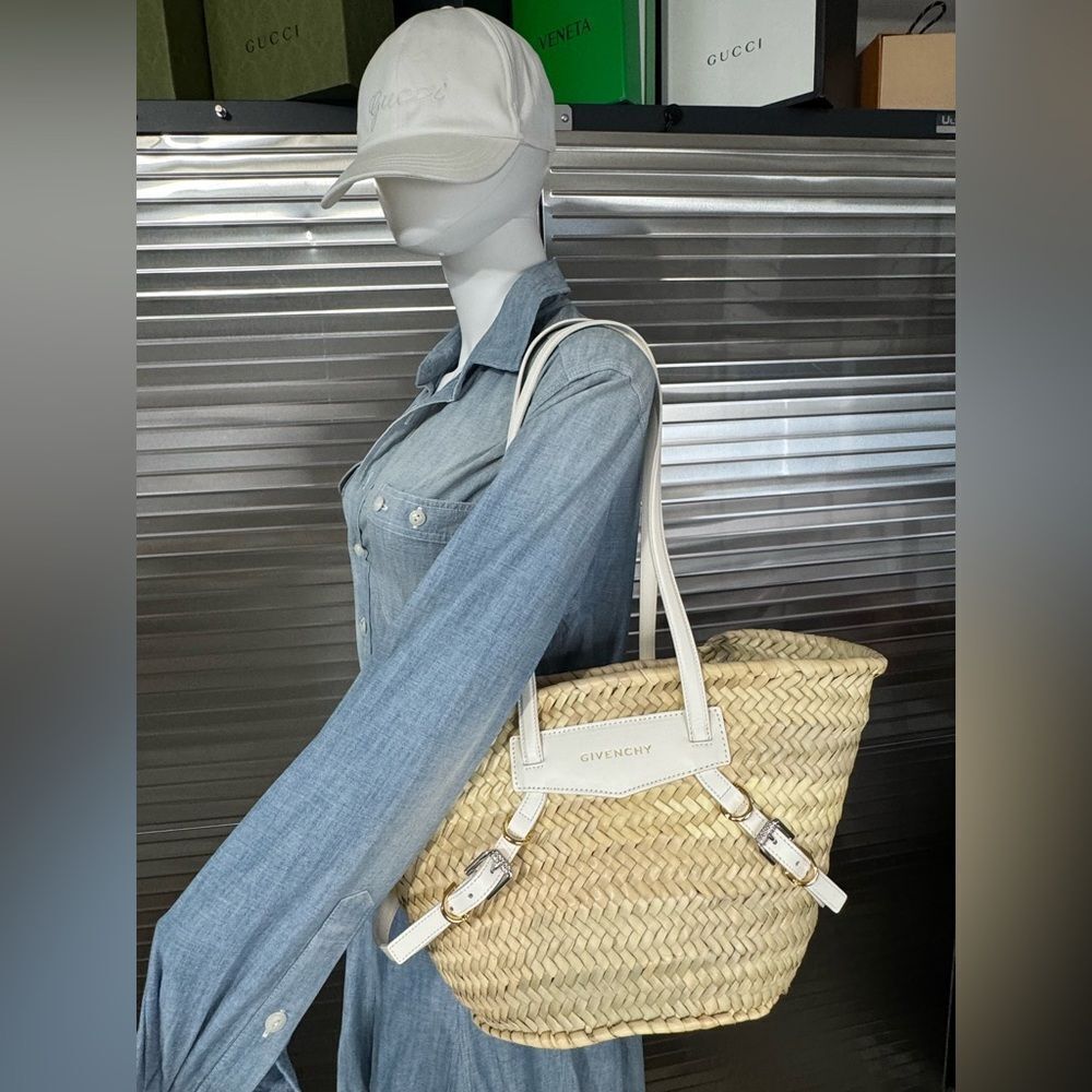 Givenchy Raffia Straw Beige White Women Bucket Summer Bag - Picture 12 of 12